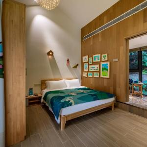 Slide Game Twin Room