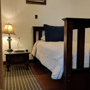 Small Single Room - without A/C