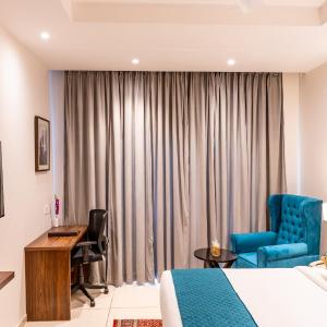 Executive Room with Private Balcony - Enjoy Complimentary Hi-Tea Timing 5-6Pm