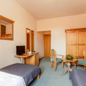 Economy Twin Room