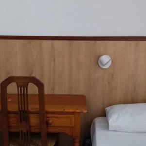 Single Room with Shared Bathroom