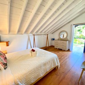 Double Room with Balcony and Sea View