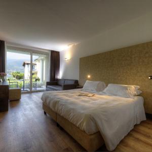 Luxury Triple Room