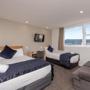 Large King Studio