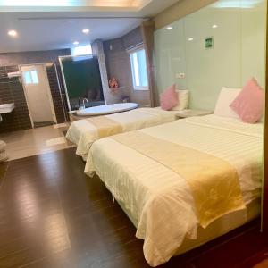 Triple Room with Bath