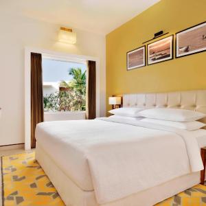 1 Bedroom Villa, 1King, Bathrooms:2, Balcony - INR 500 hotel credit per night  
