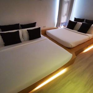 Premier Room