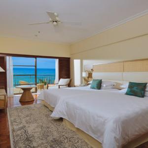 Deluxe Natural Ocean Front - High Floor
