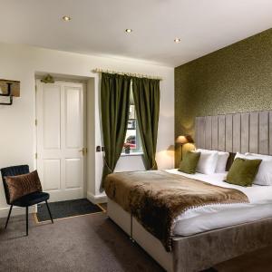 Superior Deluxe Double or Twin Room 