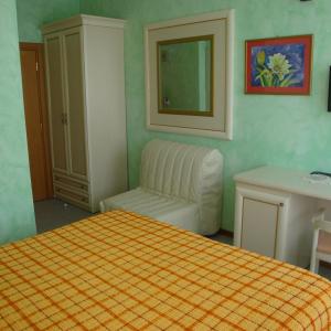 Triple Room with Balcony