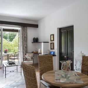 Suite - Annex