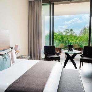 King Room with Garden View