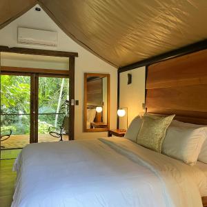 Honeymoon Glamping Tent