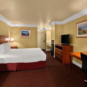 King Room - Non-Smoking