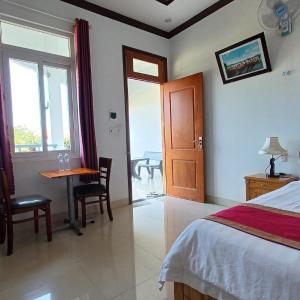 Large Double Room