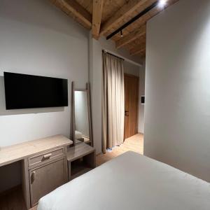 Standard Double Room: Ulqin