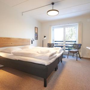 Double or Twin Room with Terrace