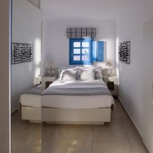 Standard Room with Caldera View