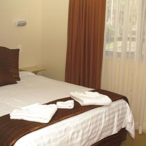 Deluxe Family Room - Top Deck