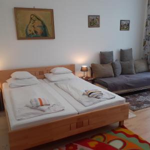 Large Double Room