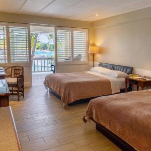 Upper-Level Beachside Room