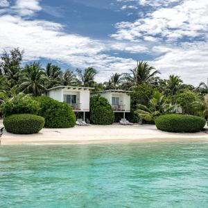 One-Bedroom Beach House with Sea View