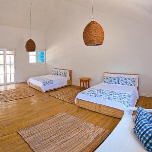 Family Room with Garden View