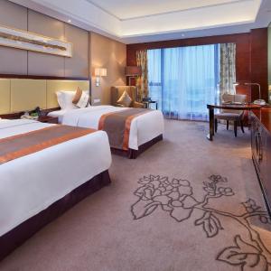 Standard twin bed room (Close to the  elevator)