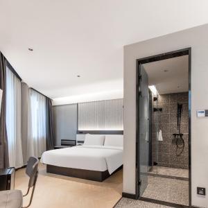 Super Double Room with City View