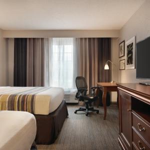 Queen Room with Two Queen Beds - Non-Smoking