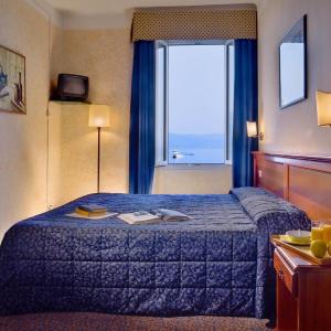 Twin Room with Lake View