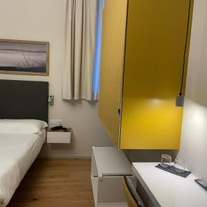 Superior Double Room with Balcony