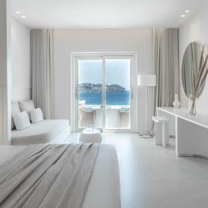 Superior Suite with Sea View