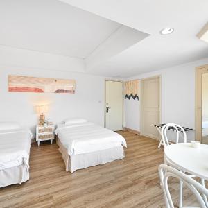 Small Double or Twin Room