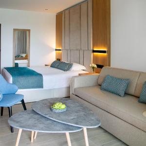Junior Suite (2 Adults + 1 Child)