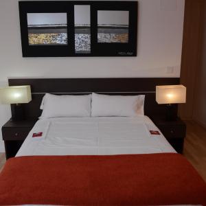 Four-Bedroom Apartment with Terrace