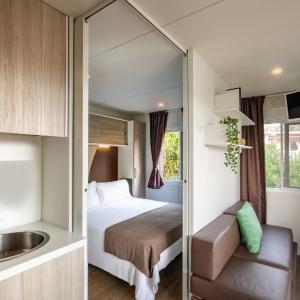 Romantic Mobile Home