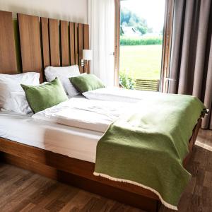 Apartment with Mountain View (4 Adults)