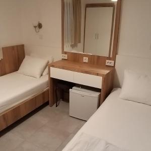 Standard Twin Room with Garden View