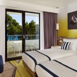 Superior Double Room with Balcony - Panoramic view