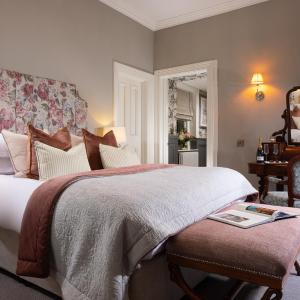 Manor House Suites