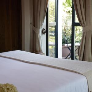 Superior Double Room with Balcony