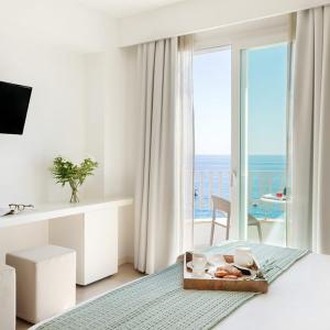 Deluxe Double Room with Sea View