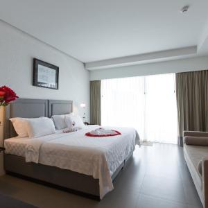 Grand Deluxe Double or Twin Room with Spa Bath