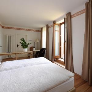 Superior Twin Room with Sauna