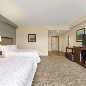 Queen Room with Two Queen Beds - Hearing Access/Non-Smoking