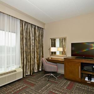 Queen Room with Two Queen Beds and Roll-In Shower - Mobility and Hearing Access/Non-Smoking