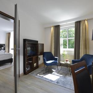 Junior Suite with Park View