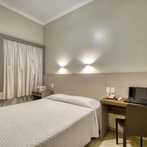 Standard Casal - 1 Cama Queen