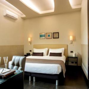Double Room with Private External Bathroom